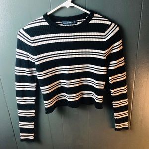 Zara cropped sweater SZ S